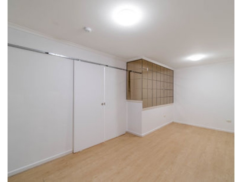 21 Tristan Street, Carindale QLD 4152