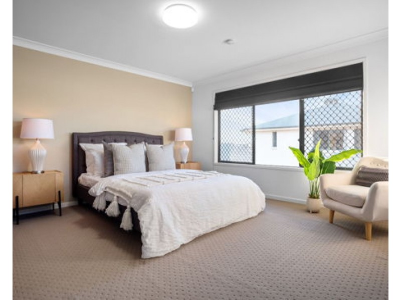 15 Hillcrest Street, Rochedale QLD 4123