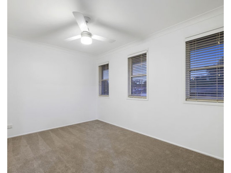 60 Mapelton Circuit, Parkinson QLD 4115
