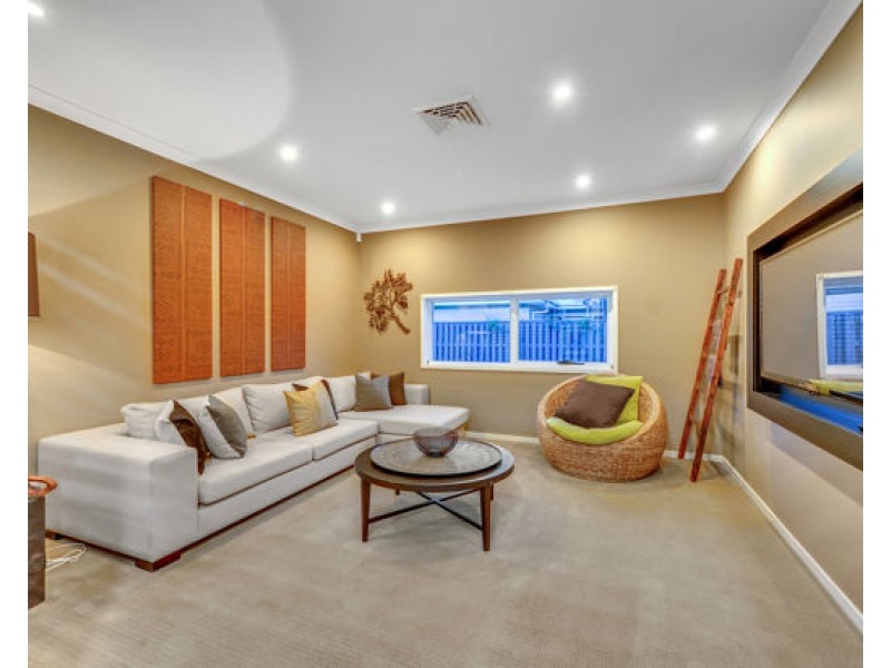 17 Francis Avenue, Rochedale QLD 4123