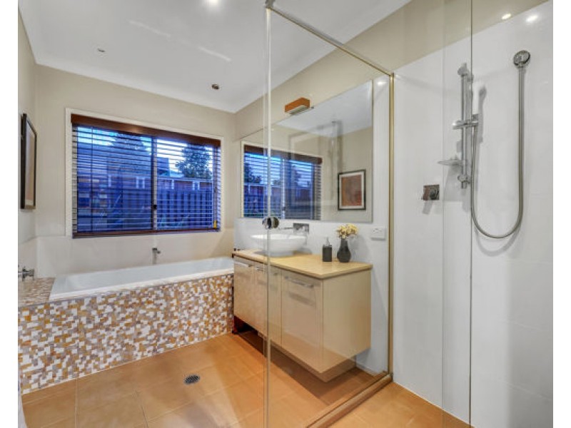 17 Francis Avenue, Rochedale QLD 4123