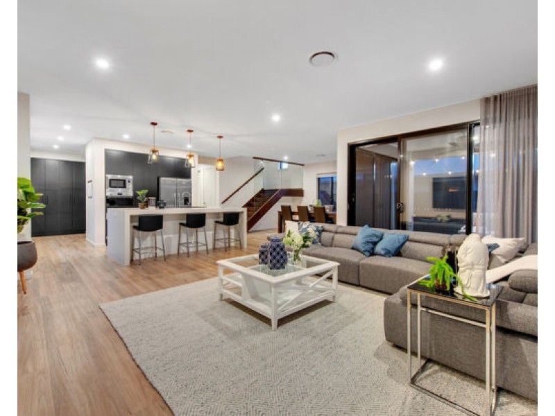 28 Parolin Parade, Rochedale QLD 4123