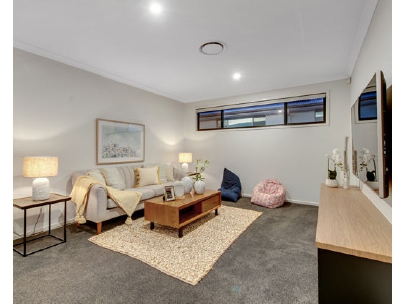 28 Parolin Parade, Rochedale QLD 4123