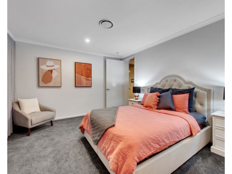 28 Parolin Parade, Rochedale QLD 4123