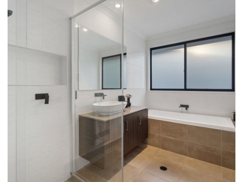 20 Parolin Parade, Rochedale QLD 4123