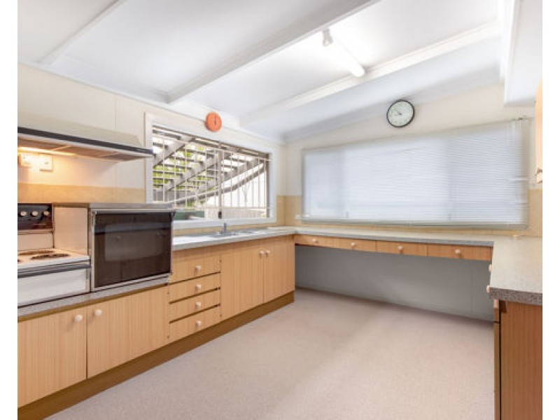 134 Creek Road, Mount Gravatt East QLD 4122