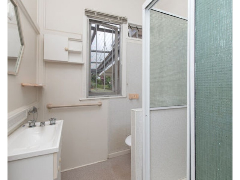 134 Creek Road, Mount Gravatt East QLD 4122