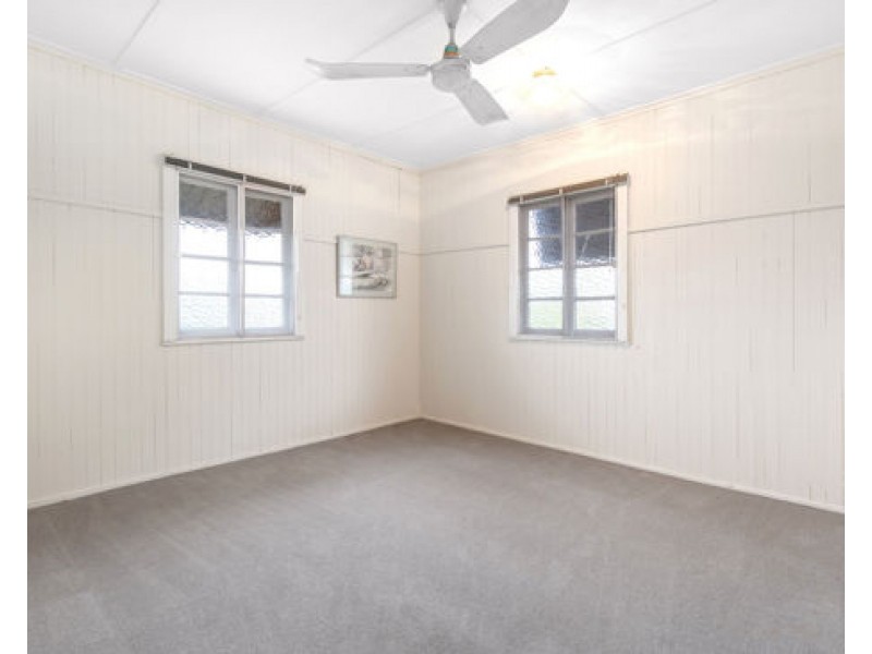 134 Creek Road, Mount Gravatt East QLD 4122