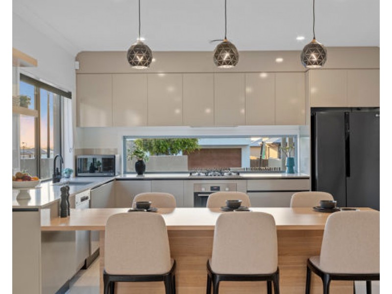 128 Skyview Avenue, Rochedale QLD 4123