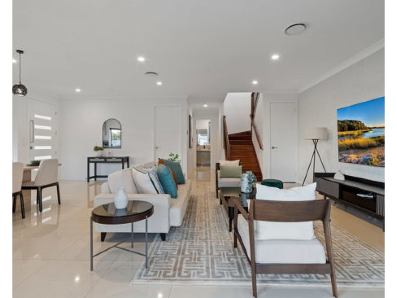 128 Skyview Avenue, Rochedale QLD 4123