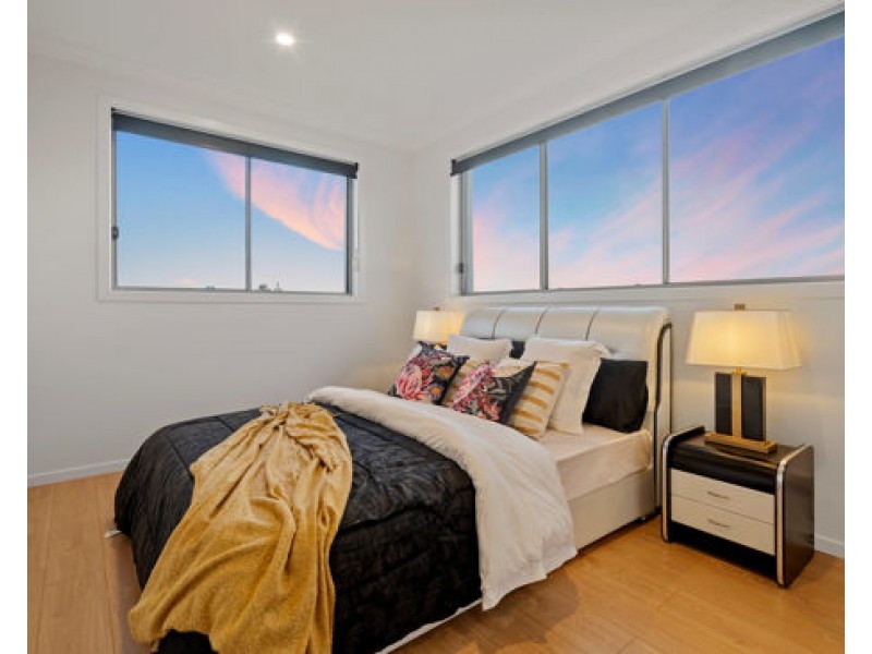 128 Skyview Avenue, Rochedale QLD 4123