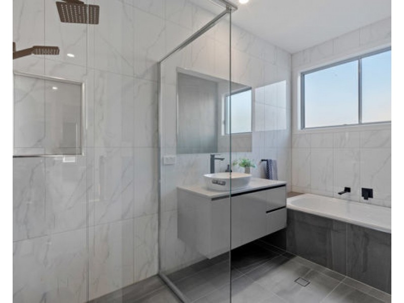 128 Skyview Avenue, Rochedale QLD 4123