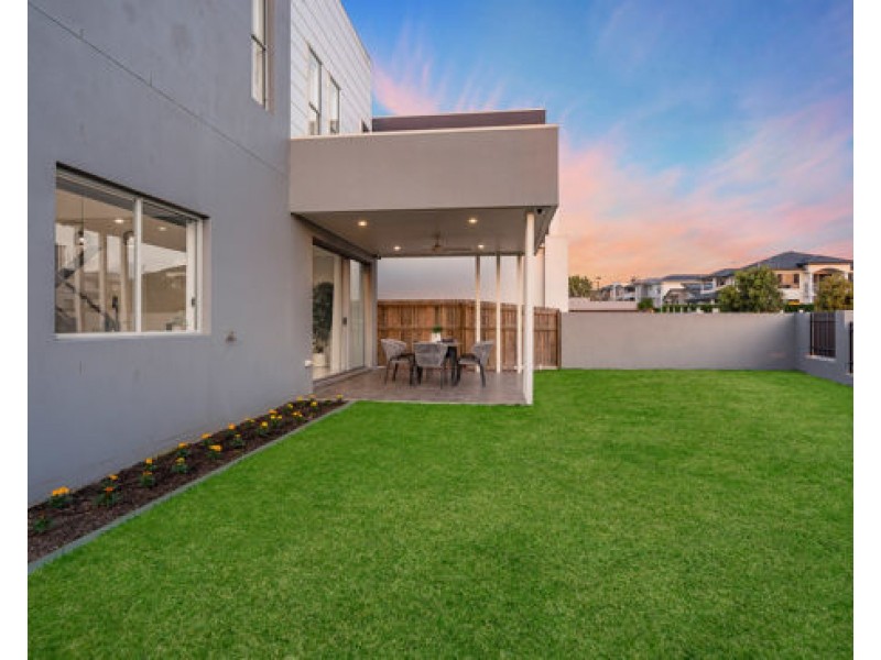 128 Skyview Avenue, Rochedale QLD 4123