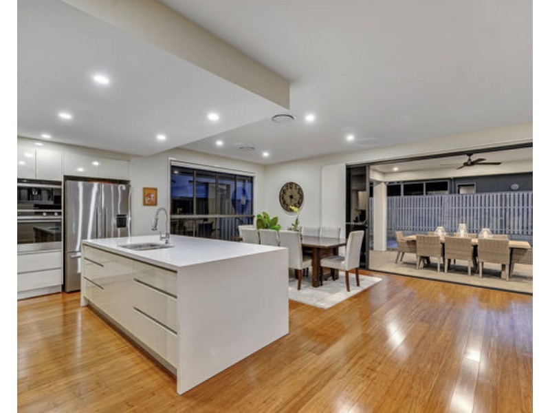 25 Zenith Street, Rochedale QLD 4123