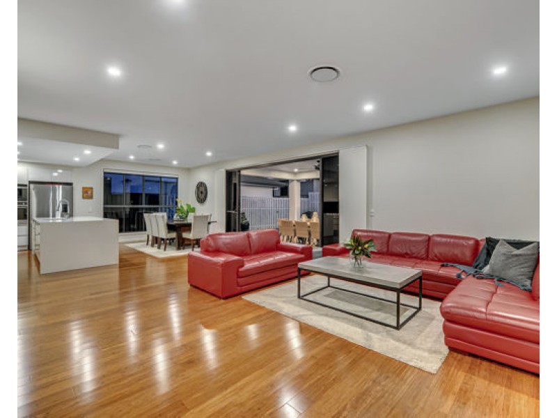 25 Zenith Street, Rochedale QLD 4123