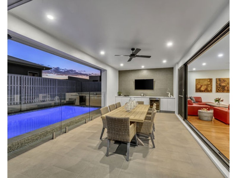 25 Zenith Street, Rochedale QLD 4123
