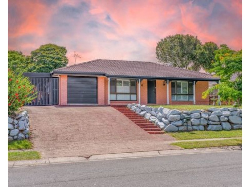 4 Nardie Street, Eight Mile Plains QLD 4113