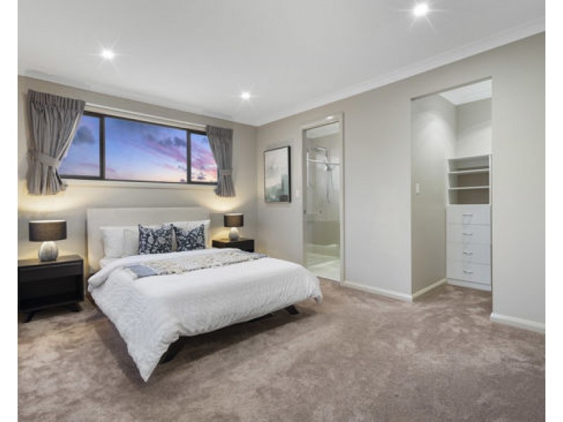 22 Zenith Street, Rochedale QLD 4123