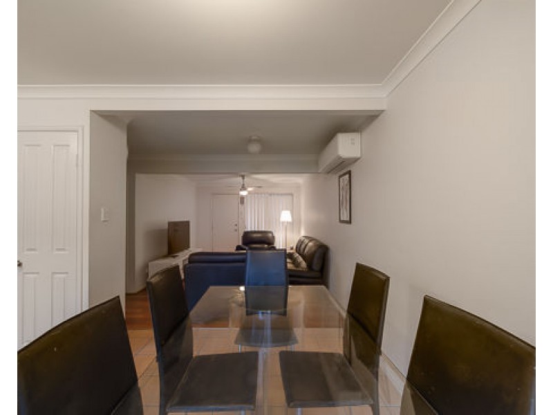 21/8 Honeysuckle Way, Calamvale QLD 4116