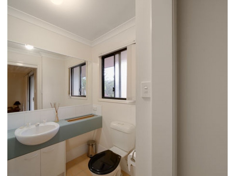 21/8 Honeysuckle Way, Calamvale QLD 4116