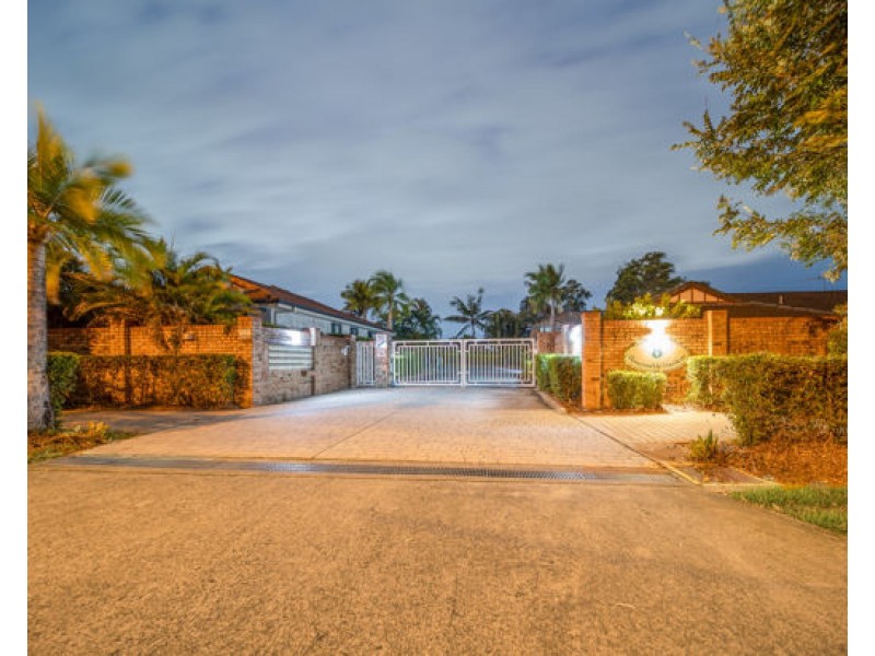 21/8 Honeysuckle Way, Calamvale QLD 4116