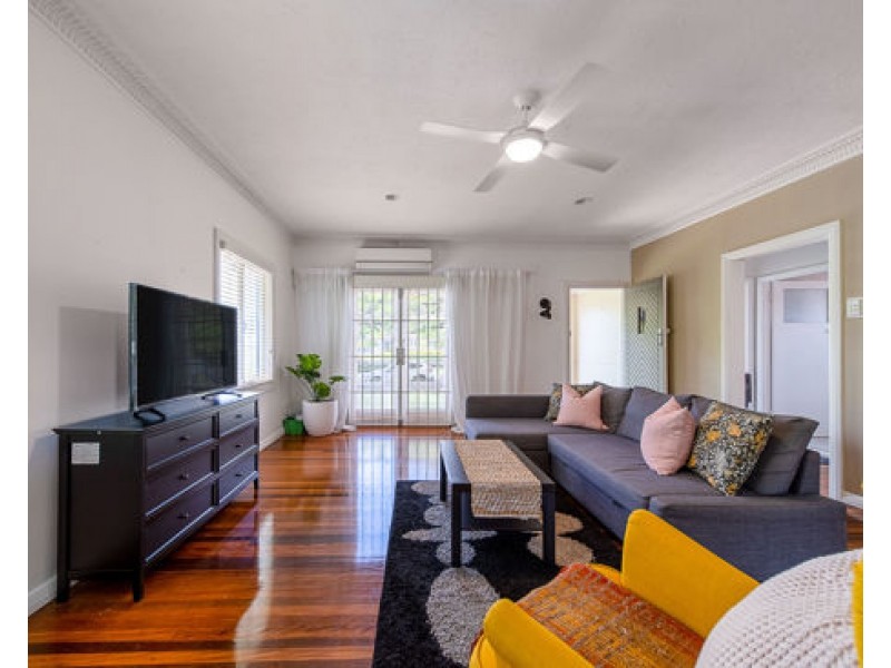 4 Suvla Street, Balmoral QLD 4171