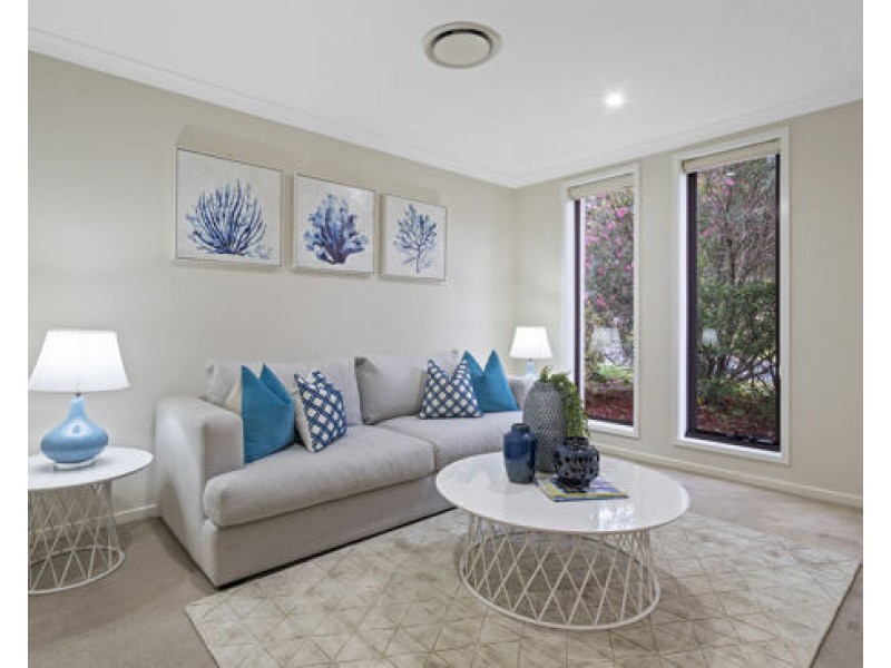 8 Wallaby Parade, Rochedale QLD 4123