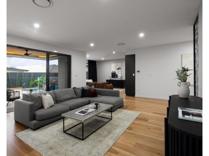 6 Vanstone Street, Rochedale QLD 4123