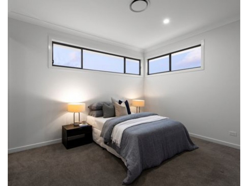 6 Vanstone Street, Rochedale QLD 4123