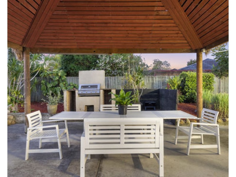 8 Dendron Street, Shailer Park QLD 4128