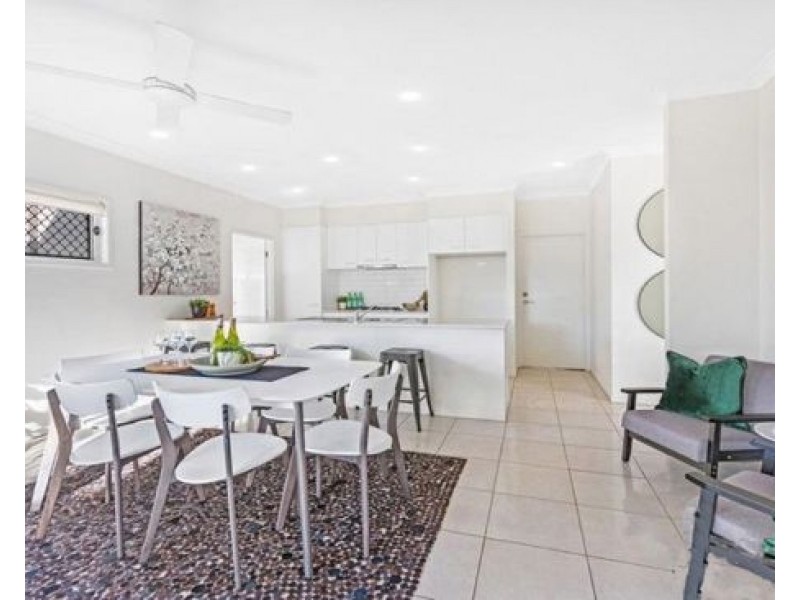 12 Hillcrest Street, Rochedale QLD 4123