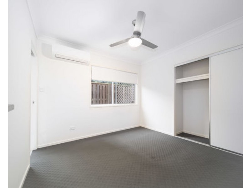 2/33 Inigo Way, Augustine Heights QLD 4300