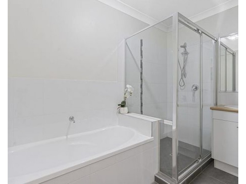 1/11 Haig Road, Loganlea QLD 4131