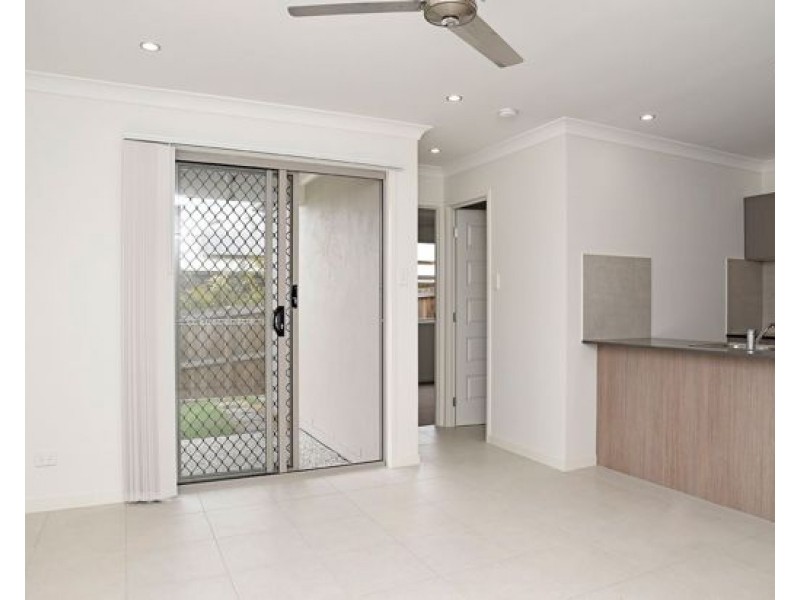 1/95 Brittains Road, Augustine Heights QLD 4300