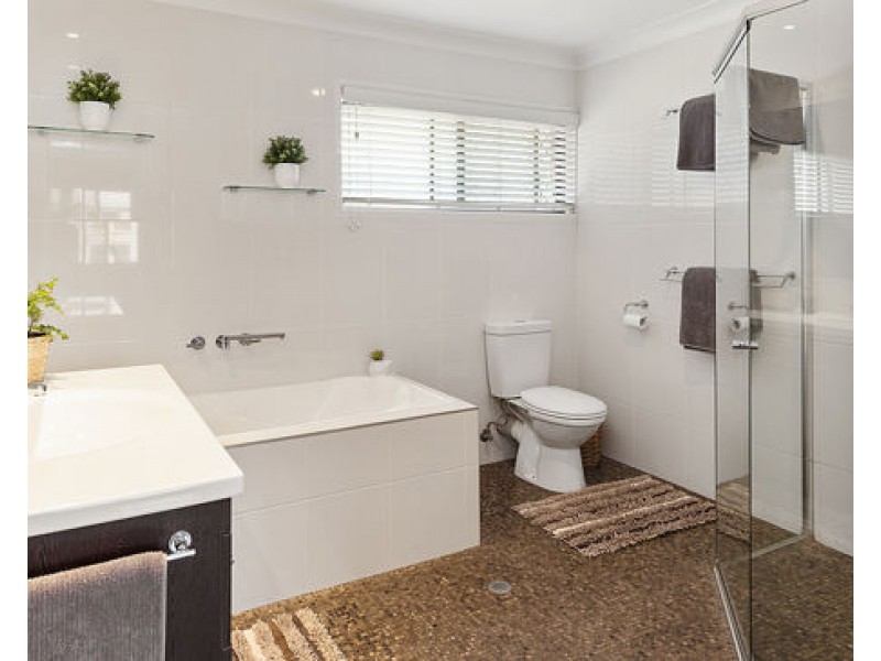 15 Catania Street, Wishart QLD 4122