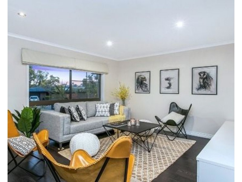 7 Stralock Street, Chapel Hill QLD 4069