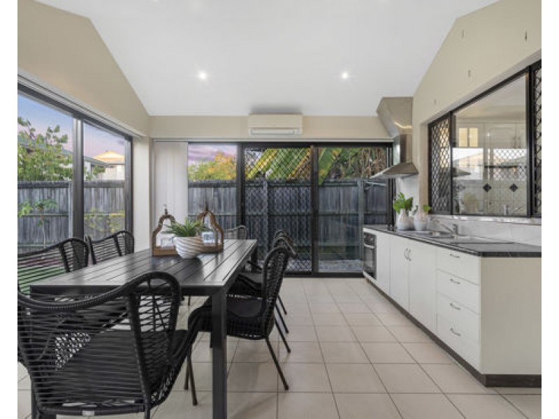 30 Leelaben Place, Eight Mile Plains QLD 4113