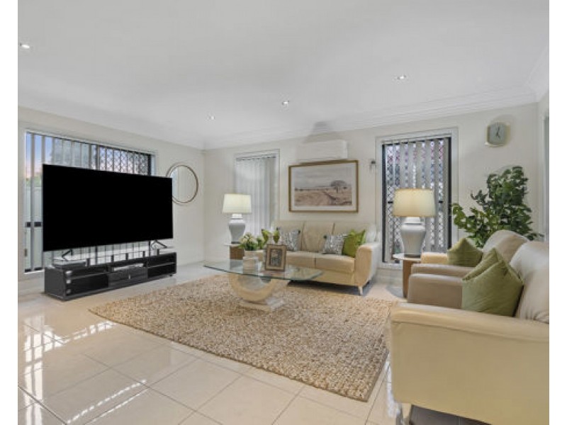 30 Leelaben Place, Eight Mile Plains QLD 4113