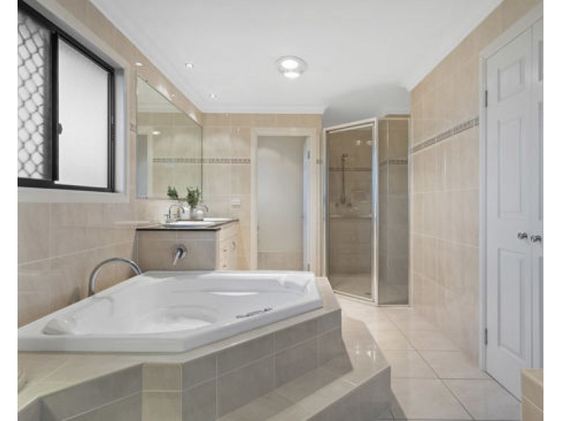 30 Leelaben Place, Eight Mile Plains QLD 4113