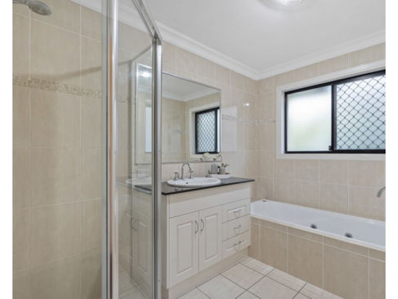 30 Leelaben Place, Eight Mile Plains QLD 4113