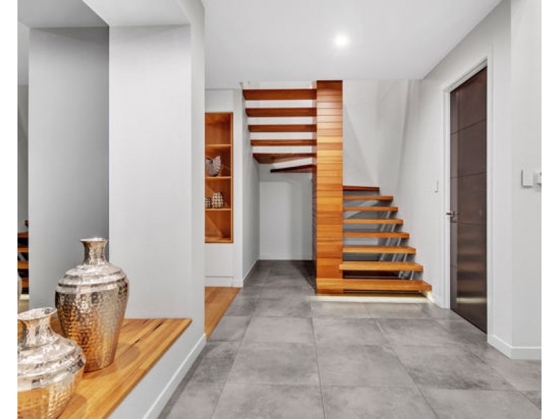 3 Plateau Place, Rochedale QLD 4123