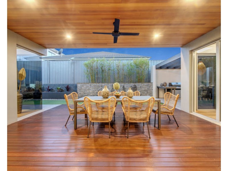 3 Plateau Place, Rochedale QLD 4123