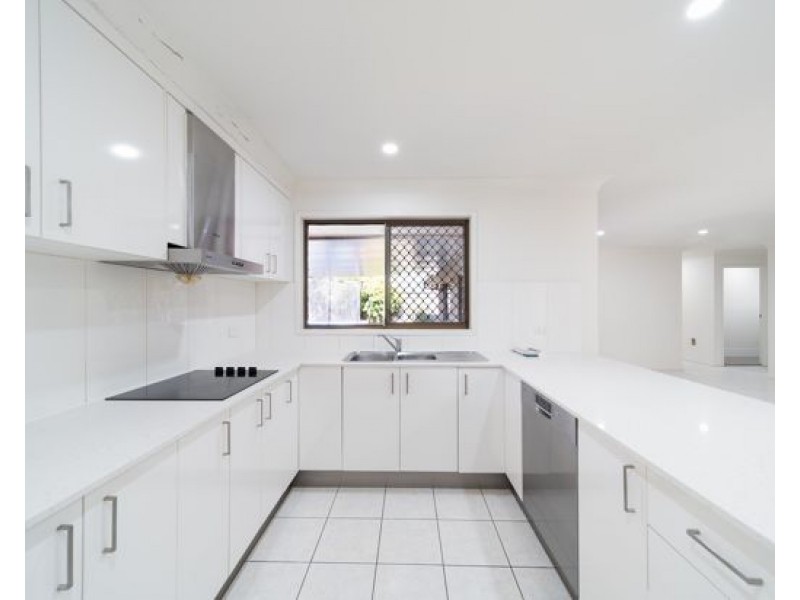 28 Marsala Street, Calamvale QLD 4116