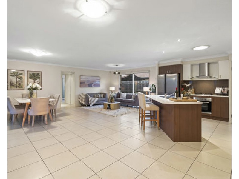 54 Larapinta Circuit, Parkinson QLD 4115