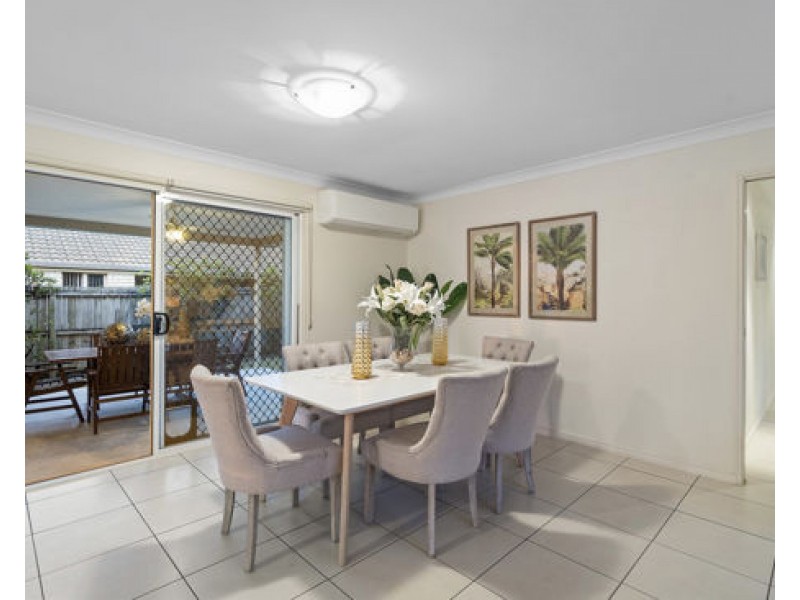 54 Larapinta Circuit, Parkinson QLD 4115