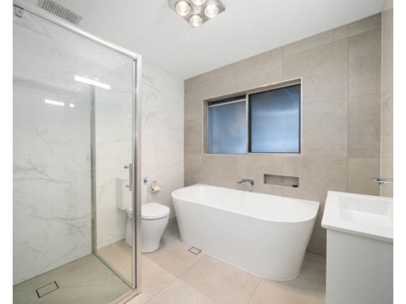 26 Kidd Street, Robertson QLD 4109