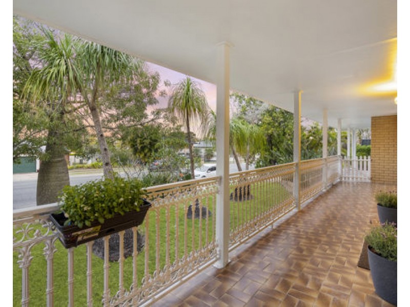 21 Tristan Street, Carindale QLD 4152