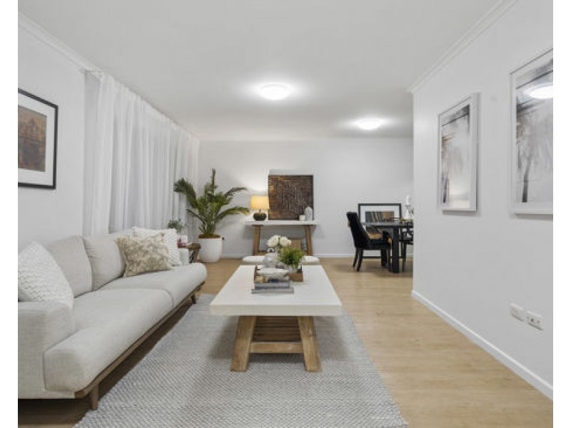 21 Tristan Street, Carindale QLD 4152