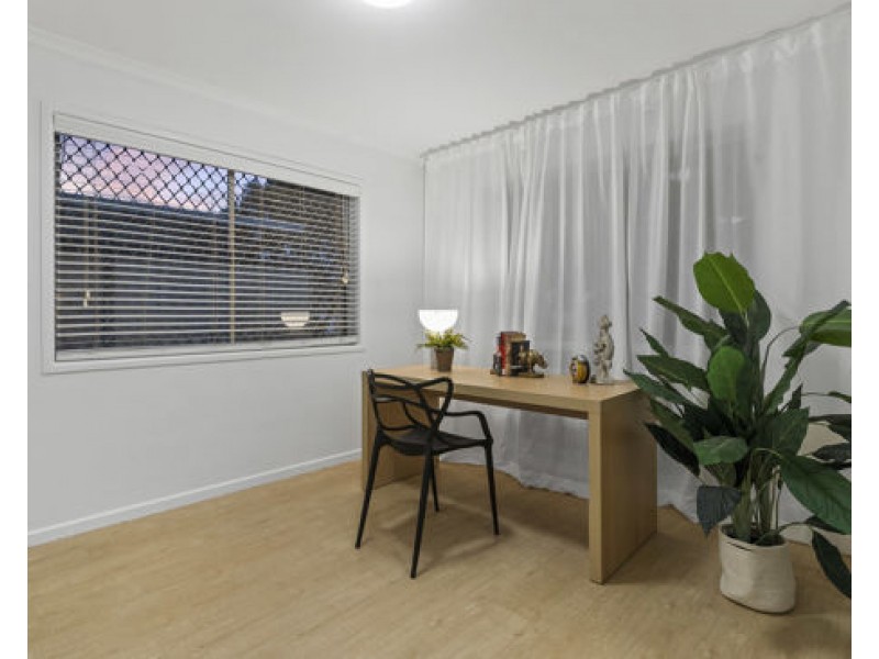 21 Tristan Street, Carindale QLD 4152