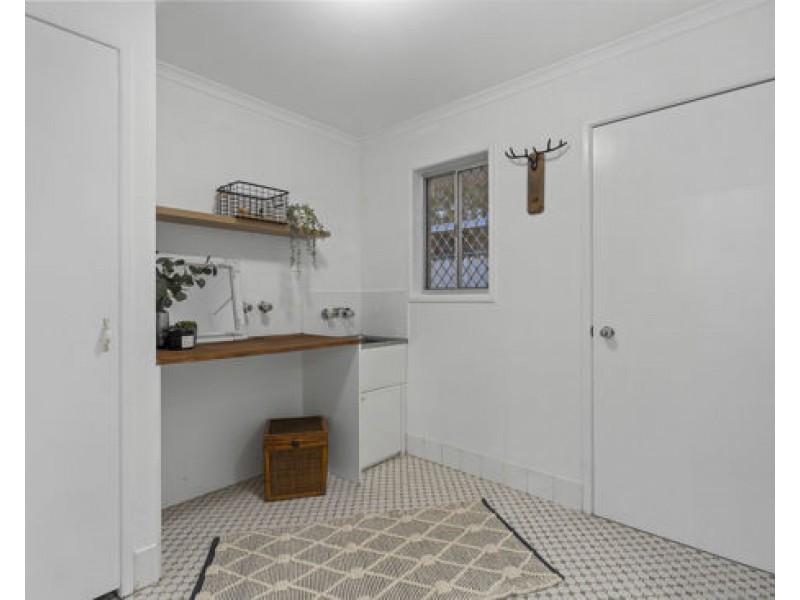 21 Tristan Street, Carindale QLD 4152